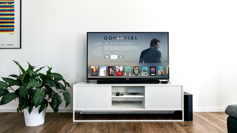 Smart TV with streaming device connected